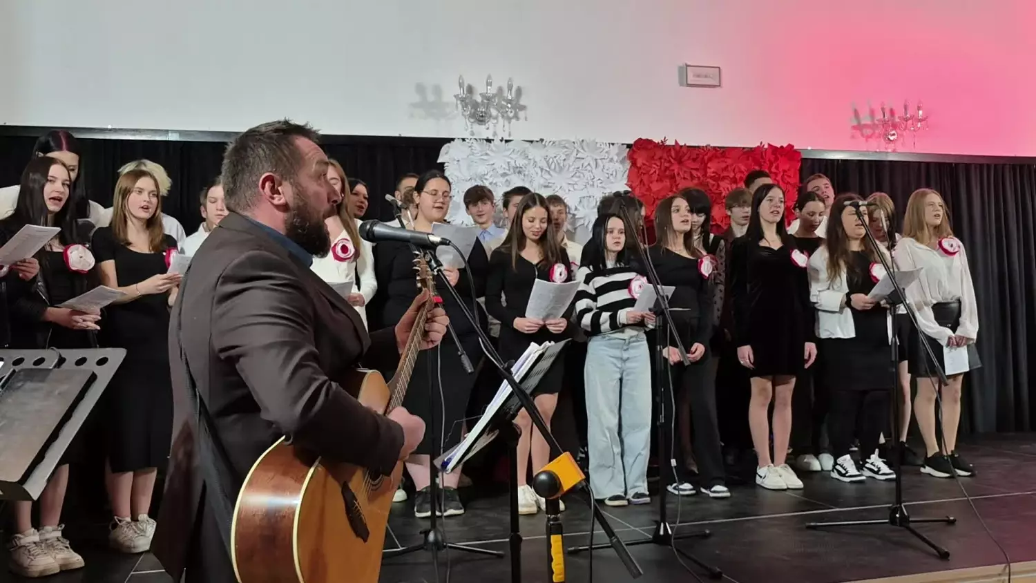 Przybyli ułani pod okienko