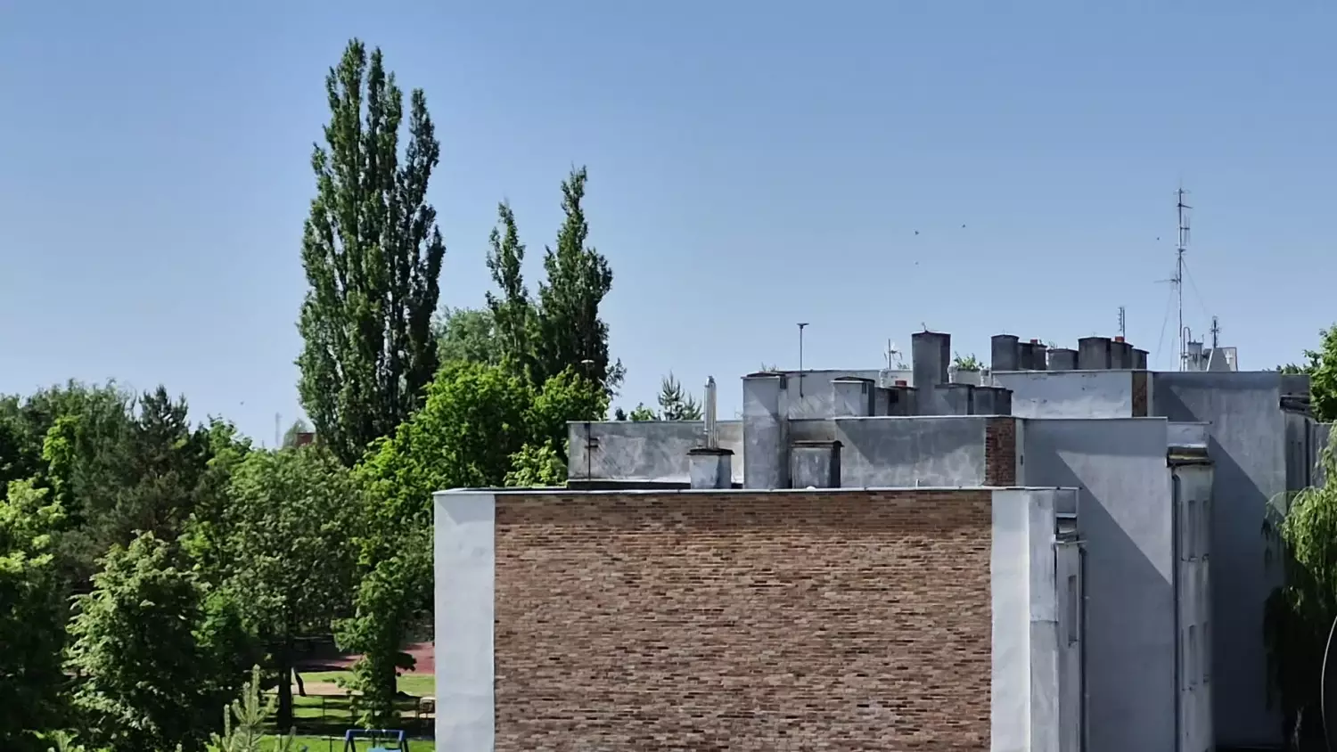 LPR ląduje na boisku szkoły nr 6